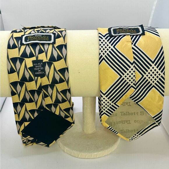 Britches of Georgetown Yellow and Black Geometric Men's Silk Ties - Picture 3 of 7